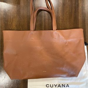 Cuyana Caramel Classic Easy Tote